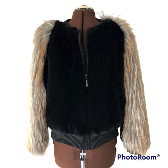 Mob Mom Black Plush Teddy Bomber with Faux Fox Sleeves - Picture 1 of 8